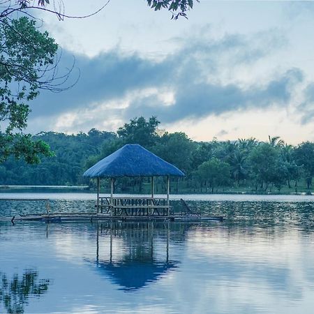 Almost Heaven Lake Resort By Cocotel Cavinti Εξωτερικό φωτογραφία