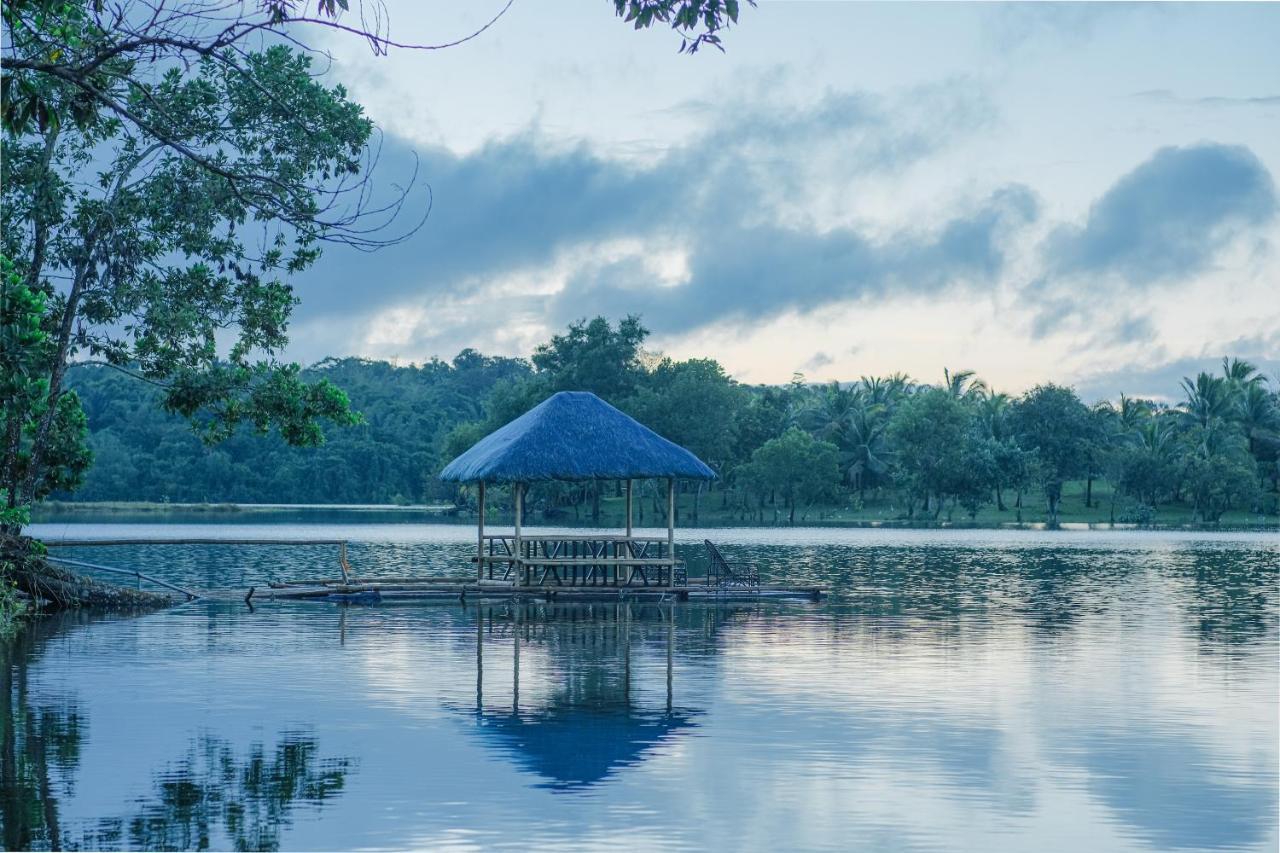 Almost Heaven Lake Resort By Cocotel Cavinti Εξωτερικό φωτογραφία
